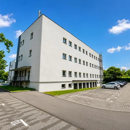 Nova Deluxe Parking & Self Check-in 公寓